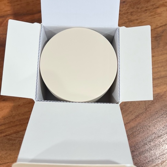 Sandalwood Body Scrub by Minim LA 6.8oz Exfoliating Hydrating Luxury Skincare - Picture 3 of 6